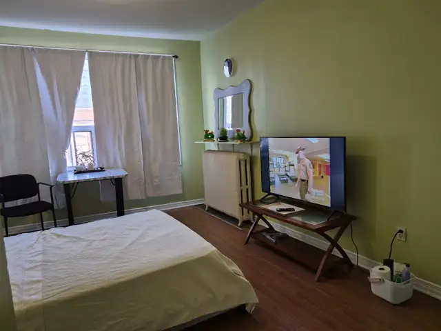Clean & Affordable ROOM FOR RENT SHORT TERM- Just like Airbnb. - Photo 2