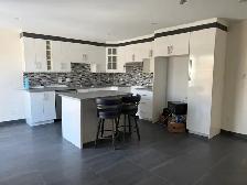 Grand 5 1/2 Vimont (laval), 1950$, libre maintenant