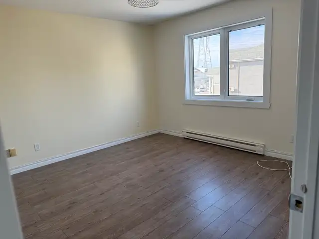Grand 5 1/2 Vimont (laval), 1950$, libre maintenant - Photo 3