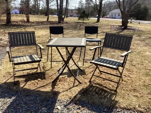 bistro set