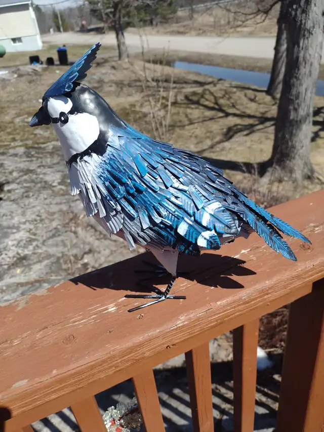 2 metal birds indoor or outdoor Blue Jay and cardinal 11 x 13 - Photo 5