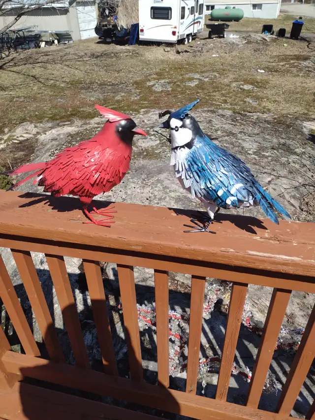 2 metal birds indoor or outdoor Blue Jay and cardinal 11 x 13 - Photo 6