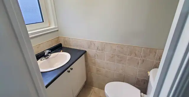 Lakeshore Valley  - 3 Bedroom for Rent in St. Catharines - Photo 6