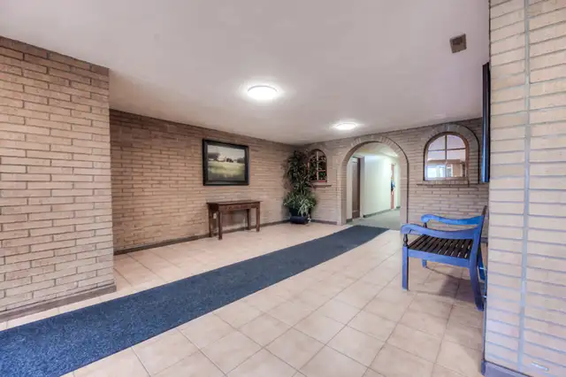 258 West St. - 2 Bedroom for Rent in Brantford - Photo 6