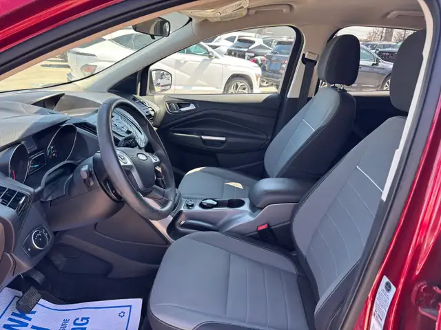 Ford Escape - Photo 9