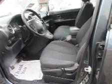 2011 Kia Rondo EX - Photo 10