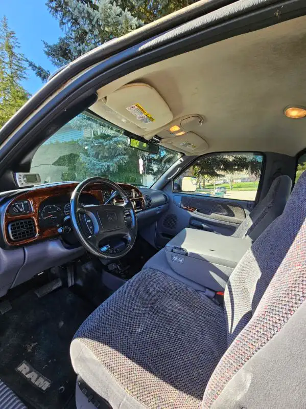 2002 Dodge - Photo 7