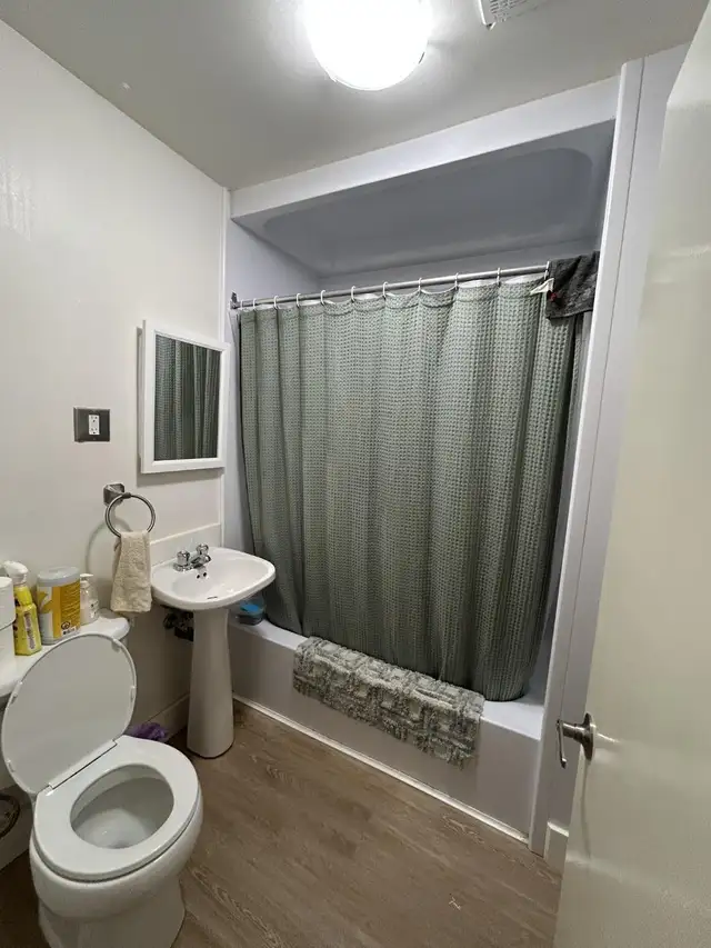 26-041 Lovely home in Central Dartmouth - Photo 8