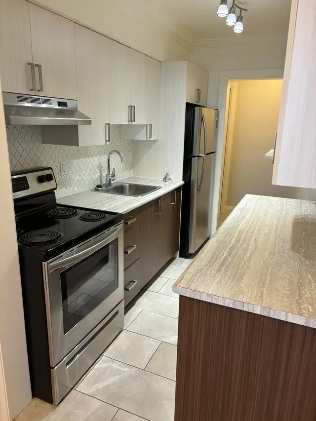 Spacious 2 Bedroom Apartment for Rent!