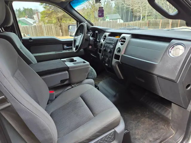 2013 Ford Heavy Duty F150 4 Door 6.5 Box Inspected to 2028 - Photo 4