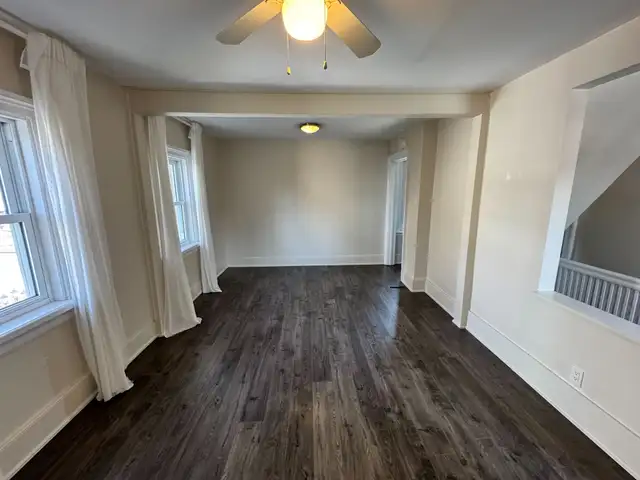 Cozy Loft-Style 1 Bed Apartment on Owen St. - Photo 10