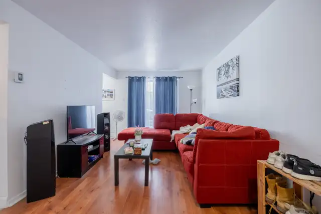 4 1/2 l'ANCIENNE-LORETTE au 1300 rue de la Colline - 1er AOUT - Photo 2