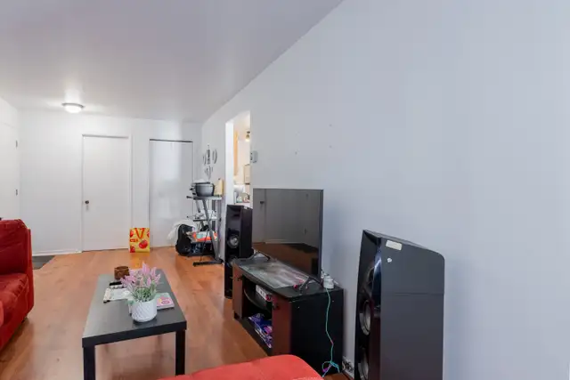 4 1/2 l'ANCIENNE-LORETTE au 1300 rue de la Colline - 1er AOUT - Photo 3