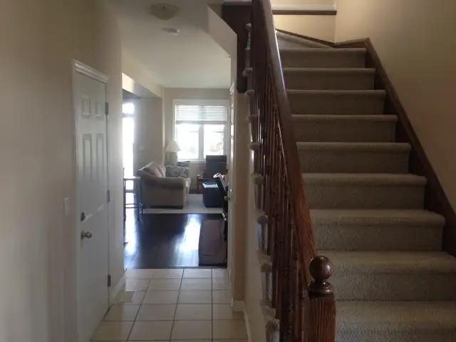 779 Newmarket Lane - 3 bed, 2.5 bath - 3 Bedroom House for Rent - Photo 2