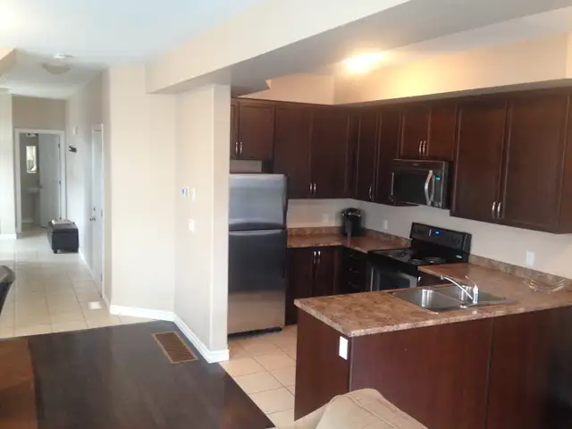 779 Newmarket Lane - 3 bed, 2.5 bath - 3 Bedroom House for Rent - Photo 6