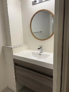 Quiet 1 bedroom apt - across from from beach and trails - Photo 6