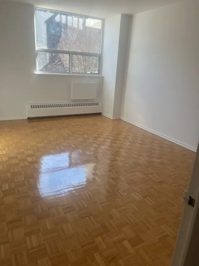 Female Only - Private Room avaliable near York Mills Subway - Photo 6