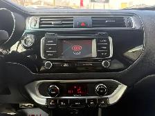 2016 KIA RIO SX - LEATHER SEATS - HEATED SEATS - BACK-UP CAMERA - Photo 10