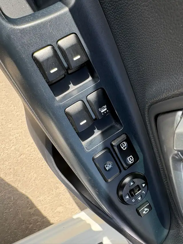 2016 KIA RIO SX - LEATHER SEATS - HEATED SEATS - BACK-UP CAMERA - Photo 14