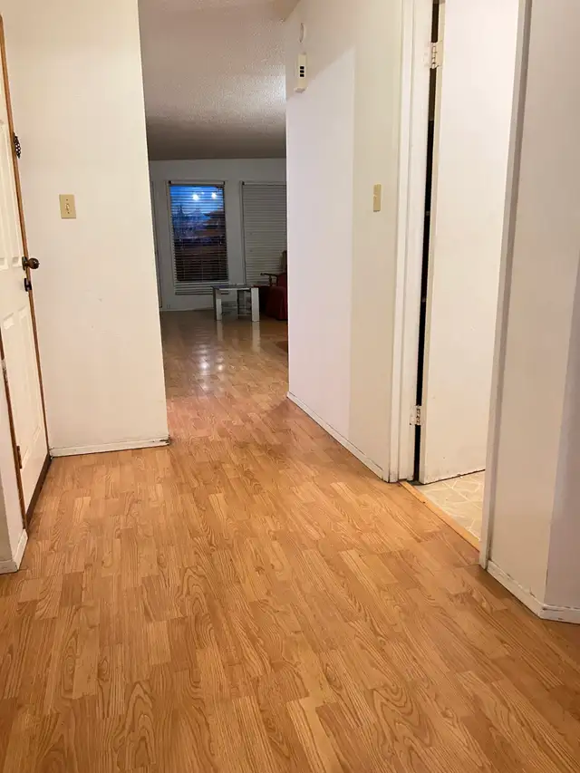 Balcony/All utilities & WiFi included/5 min walk Franklin Train - Photo 7