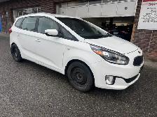 2016 Kia rondo only 67xxxkm - Photo 3