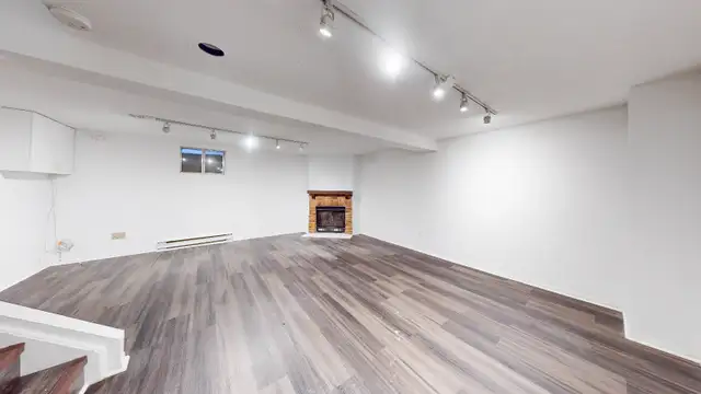 HUGE 3 BDR and 4 DEN Townhouses for Lease for Rent (Meadowvale) - Photo 7