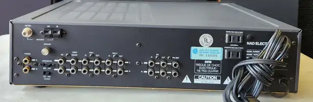 NAD 1600 STEREO PREAMPLIFIER ( NO REMOTE ) - Photo 5