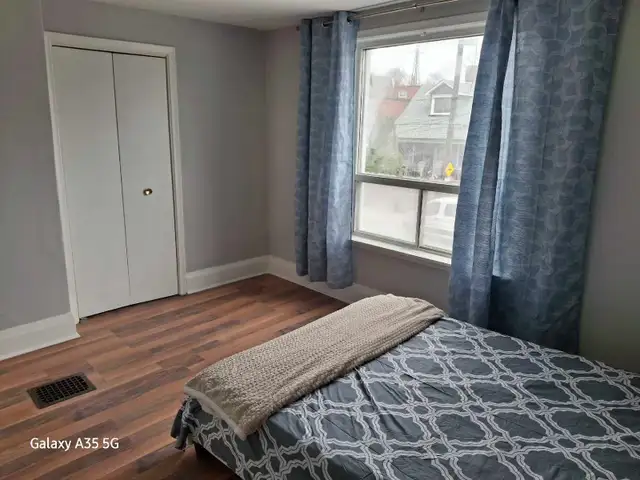 Room for Rent - Photo 2