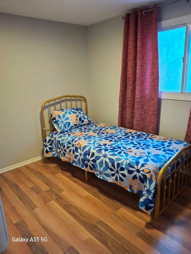 Room for Rent - Photo 3