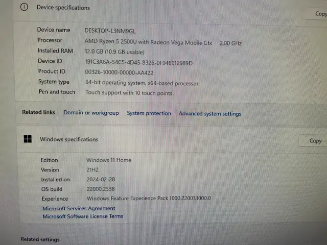 HP All-In-One Desktop with Touchscreen - Photo 3