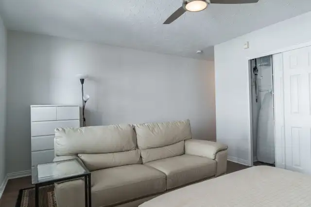 1901 Bayview Ave #205 | Leaside | Toronto - Photo 12