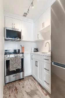 1901 Bayview Ave #205 | Leaside | Toronto - Photo 14