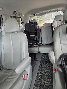 2014 toyota sienna xle AWD low km's - Photo 7