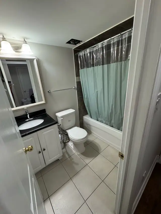 Legal 2 Bedrooms Basement - Photo 6