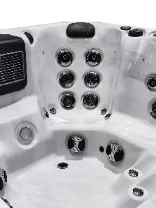 ORION HOT TUB FOR SALE - Photo 4
