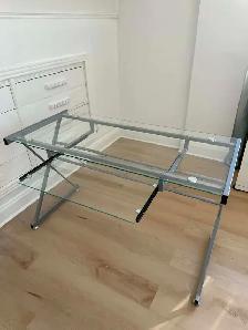 Glass Desk - Photo 2