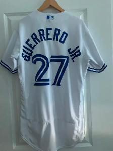 Selling a 2022 Authentic Nike Blue Jays Vladdy Jr. Jersey. - Photo 3