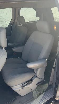 2007 Dodge Caravan SXT 3.3L - Photo 7