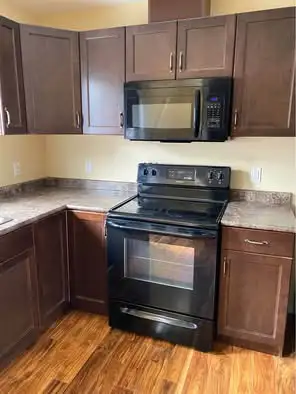 Beautiful Townhouse in Rutherford for rent - Photo 9