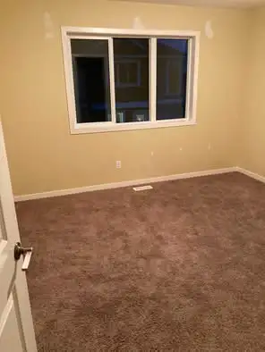 Beautiful Townhouse in Rutherford for rent - Photo 14