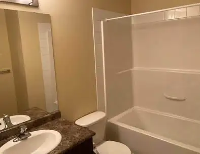 Beautiful Townhouse in Rutherford for rent - Photo 15