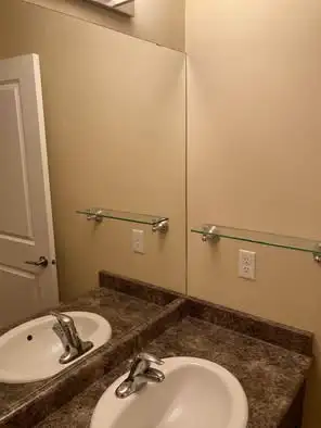 Beautiful Townhouse in Rutherford for rent - Photo 16