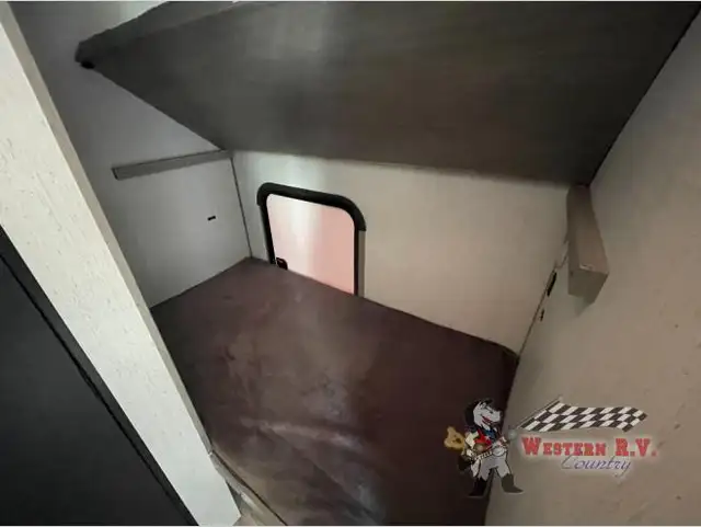 2022 Kodiak 175 BH - Photo 4