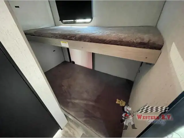 2022 Kodiak 175 BH - Photo 6