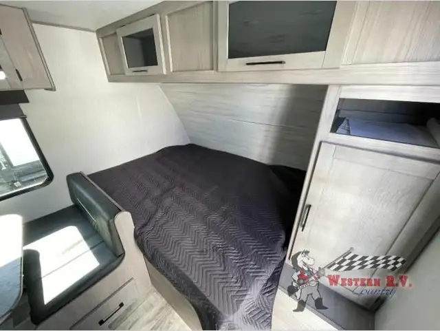 2022 Kodiak 175 BH - Photo 8