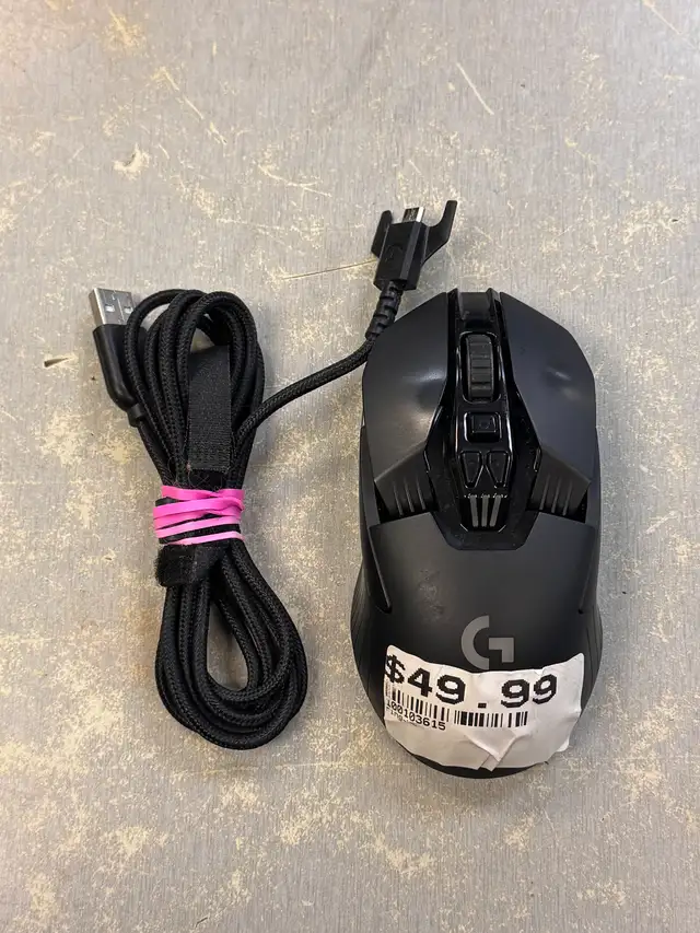 Logitech G900 Professional Grade Wired/Wireless Gaming Mouse