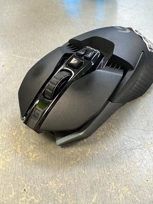 Logitech G900 Professional Grade Wired/Wireless Gaming Mouse - Photo 2