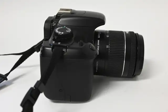 canon EOS Rebel T3 withe 18-55mm USED in working condition - Photo 5