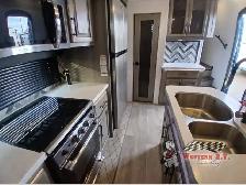 2022 Montana 3791 RD - Photo 8