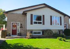 LARGE 1-BDRM ALL INCLUSIVE AVAILABLE MAY 1ST!